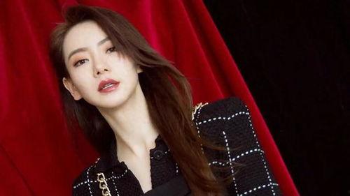 当红女星爆料娱乐圈,当红女星亲曝幕后真相