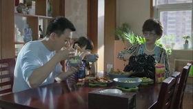 华裔小哥爆料妈妈洁癖视频,网友直呼“太夸张”  第3张